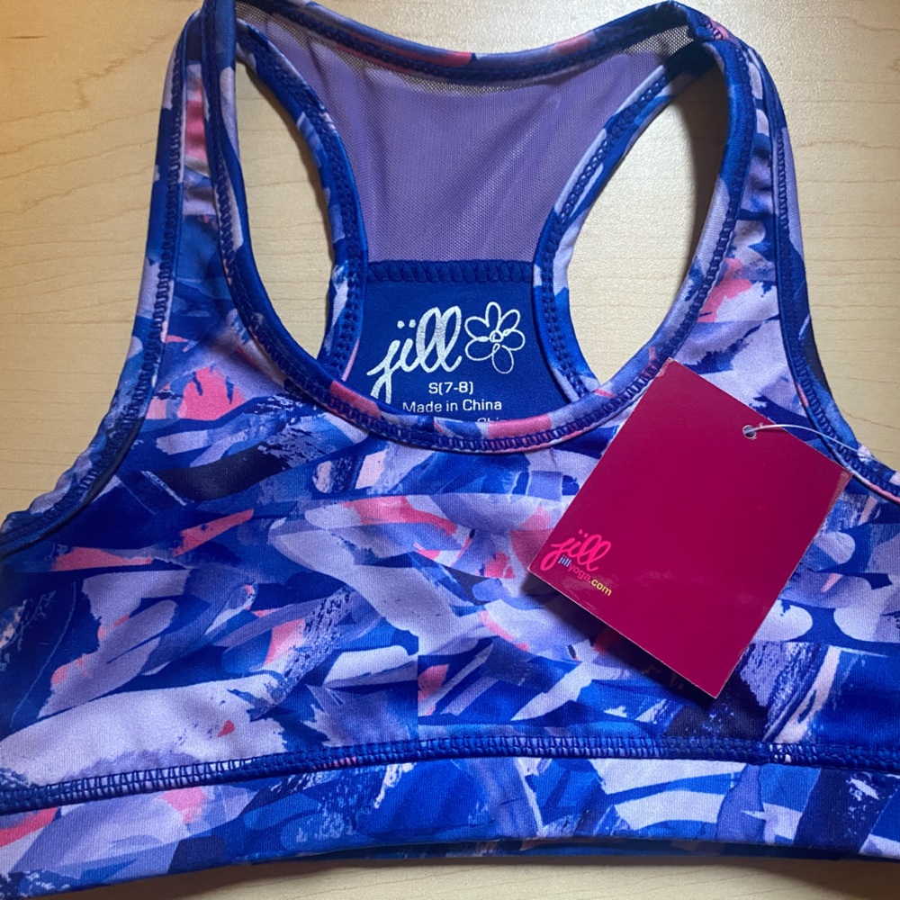 BNWT girls active crop size 7/8